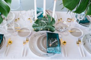 Tropical contemporary Wedding place setting - J Wiley Photography