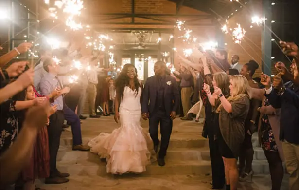 Wedding Sparklers​ - Photography: Sabel Moments