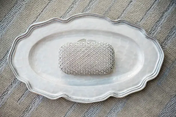 Bridal accessories - wedding clutch - Flashy Mama Photography