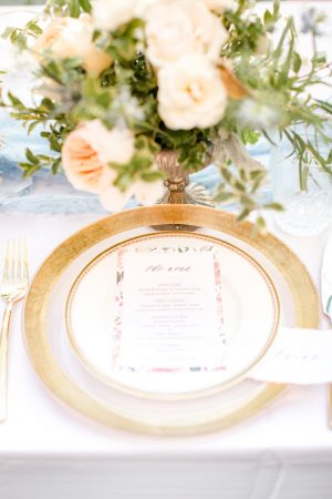 Gold and white wedding plate setting - Idalia Photography