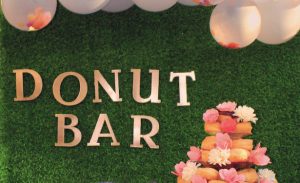 How to style Donut Bar with Cricut