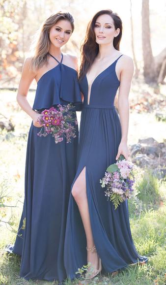 mismatched blue bridesmaid dresses