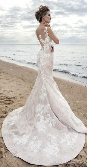 Wedding dress by Florence Wedding Fashion 2018 Fordewind Bridal Collection