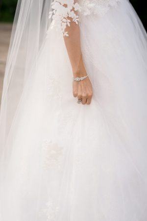 Bridal jewelry - Photographer: Julia Franzosa