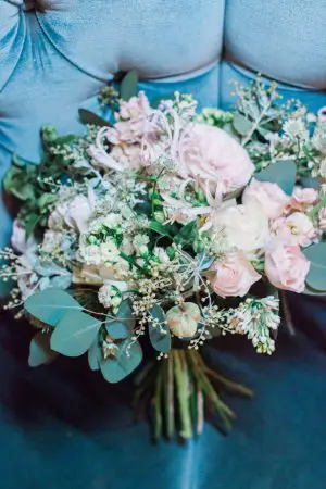 Wild wedding bouque with greenery and pink rose - Amanda Karen Photography