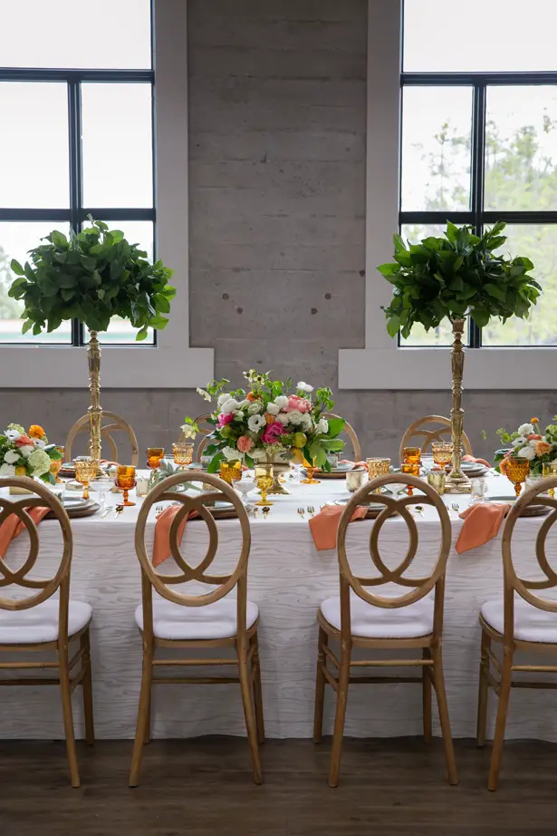 Modern wedding tablescape with citrus hues - OANA FOTO