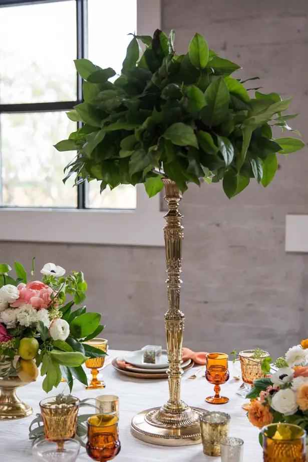 Tall greenery wedding centerpiece - OANA FOTO