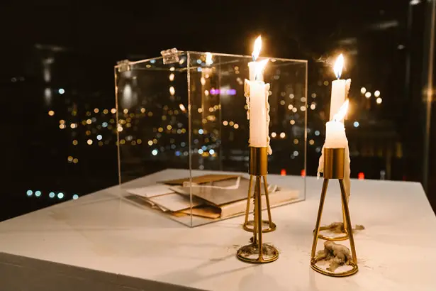 Chic Gold wedding decor candles - Bianca Asher Photograp