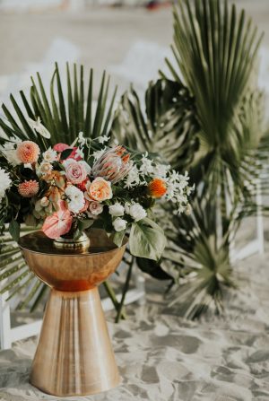 Glamorous Tropical Wedding Flowers - Amy Lynn Photography