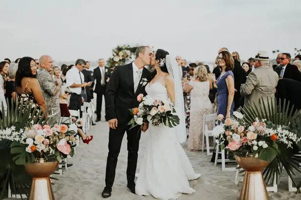 Neutral Glam Beach Wedding Design That All Started With A Centerpiece