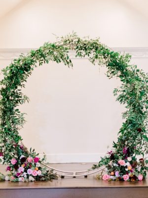 round Wedding Arch - Rachel Elaine Photo