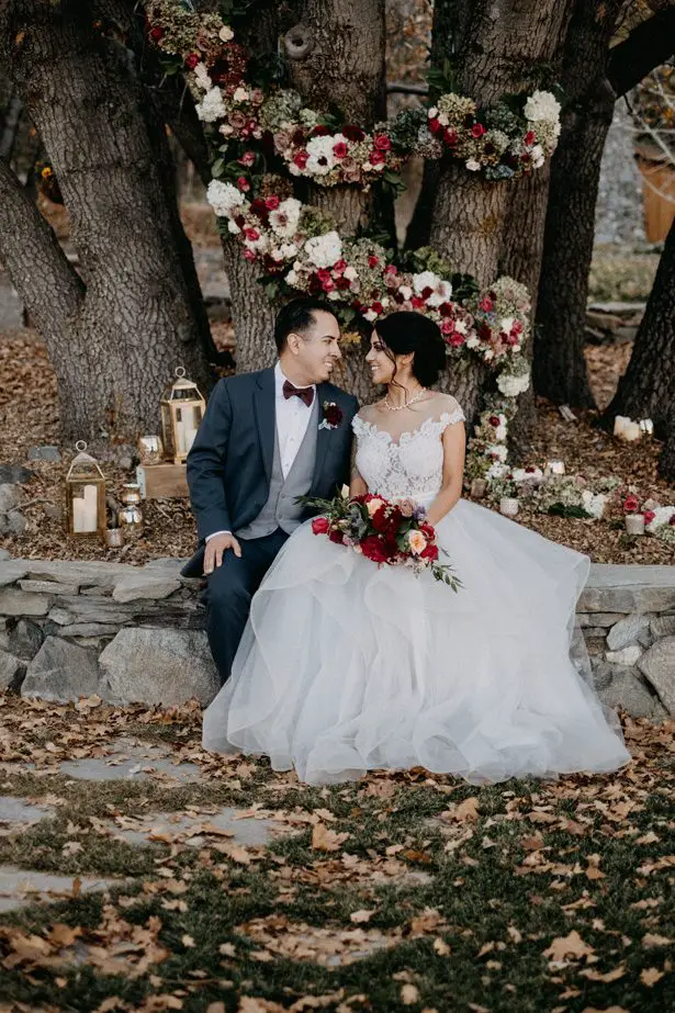 Modern Romance Meets Rustic Fall Vibes in this Fairytale Wedding Inspiration - Quattro Studios