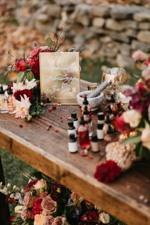 Wedding Perfume Bar - The Blushing Details / Quattro Studios