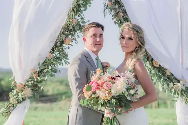 Winery Wedding Photo inspo - Emily Richardson Photography