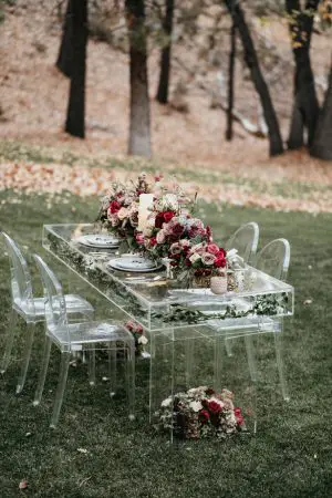 acrylic wedding table - The Blushing Details / Quattro Studios