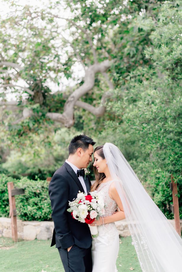 sophisticated wedding photo - XO and Fetti Photography