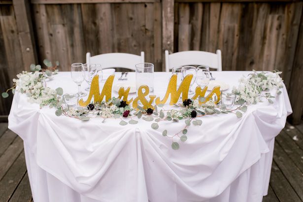 sweetheart table - XO and Fetti Photography