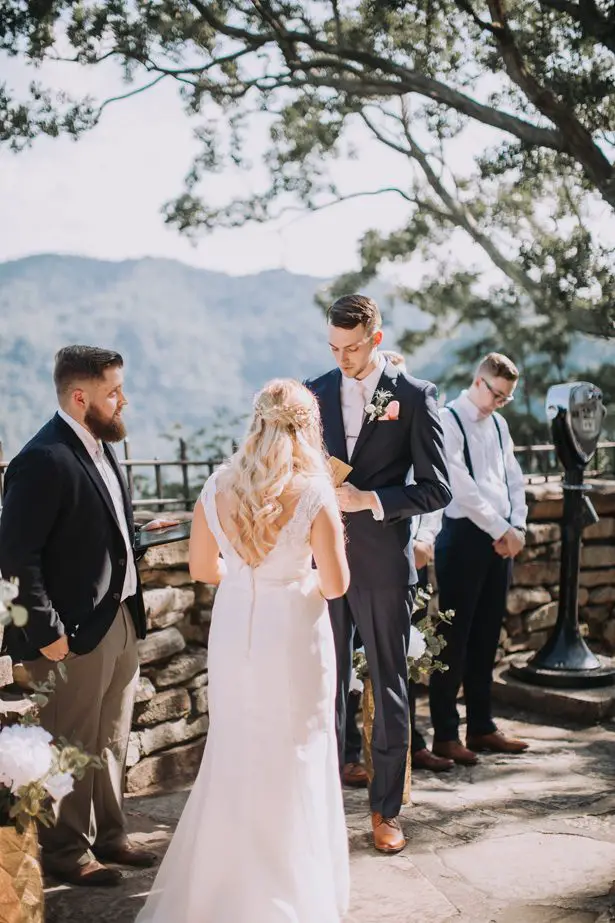Outdoor wedding ceremony - Kendra Harper Photography
