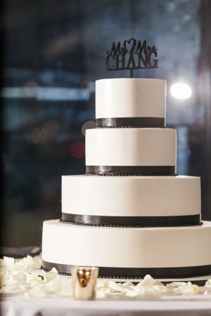 black and white wedding cake - NST Pictures