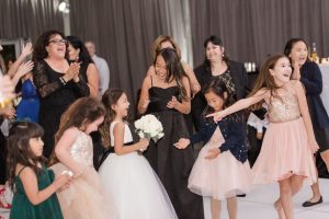 wedding throwing the bouquet - NST Pictures