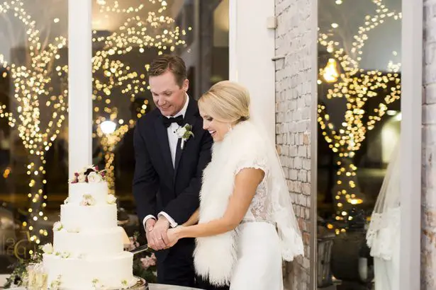 Wedding faux white fur - Aislinn Kate Photography
