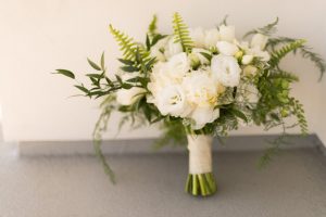 White rose wedding bouquet - Studio EMP