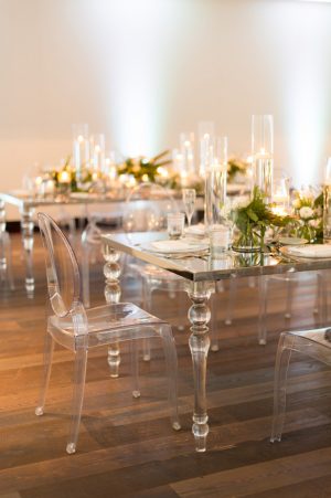 modern acrylic wedding table - Studio EMP