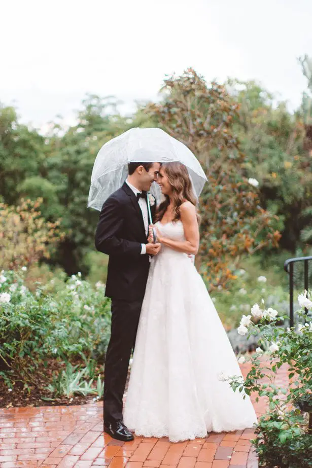 Romantic wedding photo | Rainy Day Wedding Moments - Anna Delores Photography