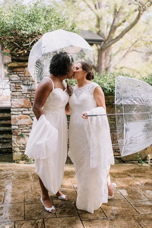 Romantic wedding photo | Rainy Day Wedding Moments - Anne Spires Photography