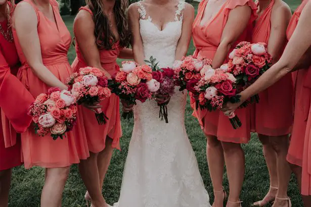 coral inspired bridal party - Kelli Wilke Photography