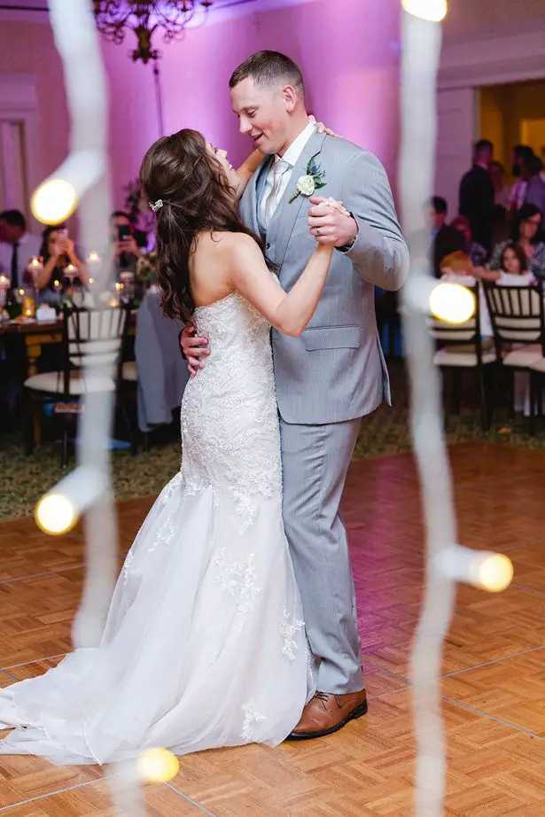 wedding first dance - Luke & Ashley Photography