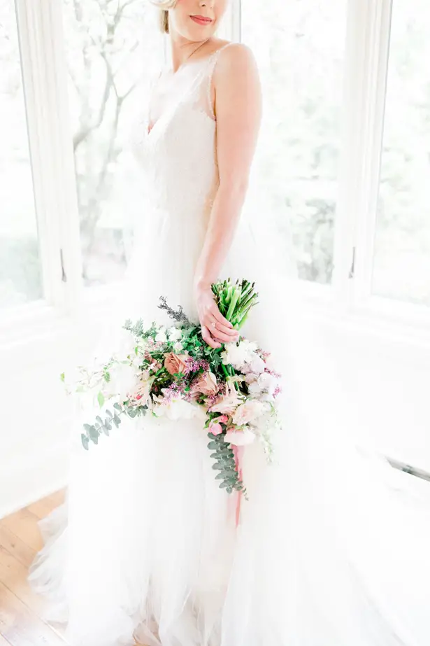 Wind wedding bouquet - Mallory McClure Photography