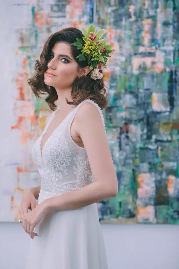 Stylish Tropical Bridal Look - George Pahountis Photographer