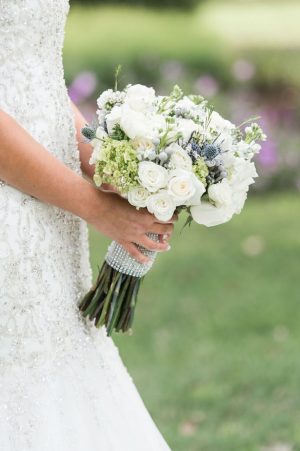 White wedding bouquet - Lynne Reznick Photography