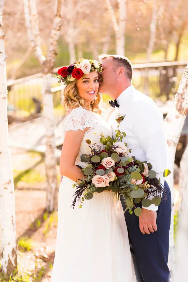 Romantic wedding photo - Holley Elizabeth Photography
