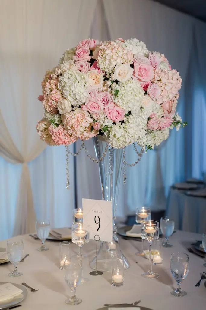 Blush Hues and Romantic Details for this Glamorous Southern Wedding