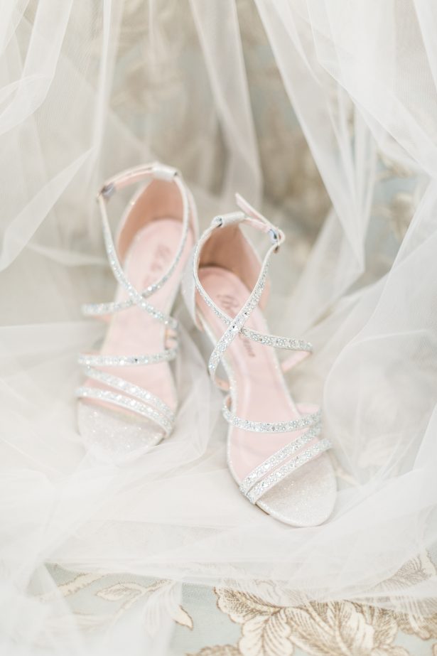 Glitter silver sparkly wedding shoes - Photography: The Hendricks 