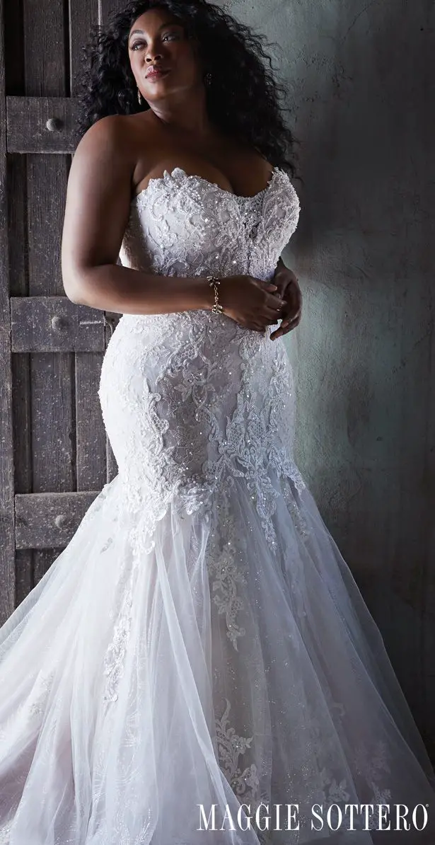 curvy wedding gowns