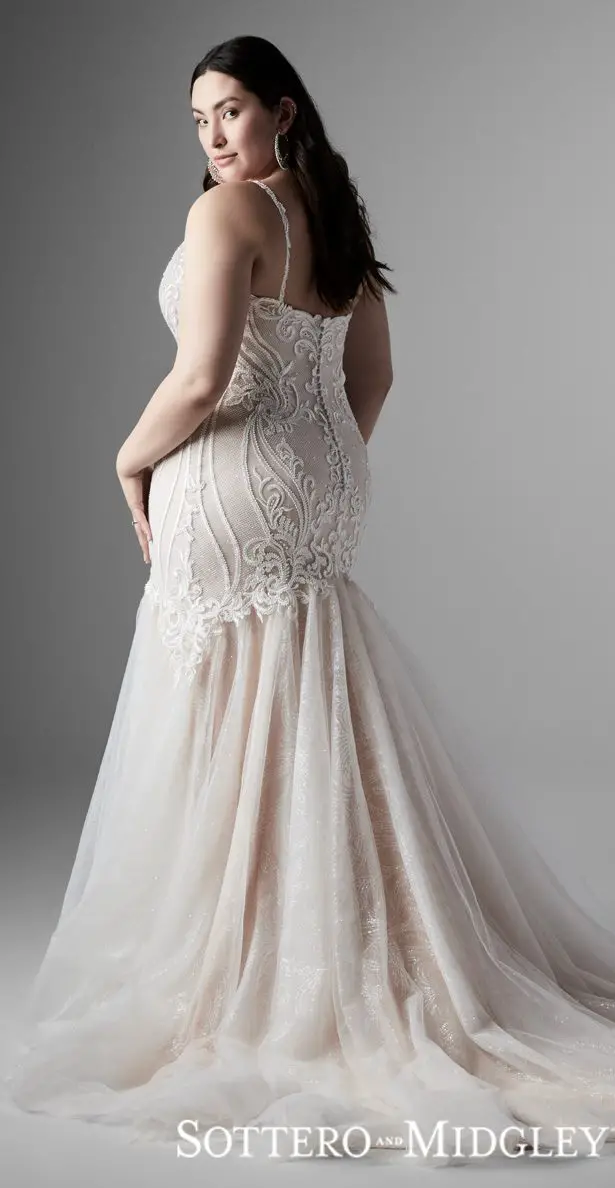 plus size wedding fashion