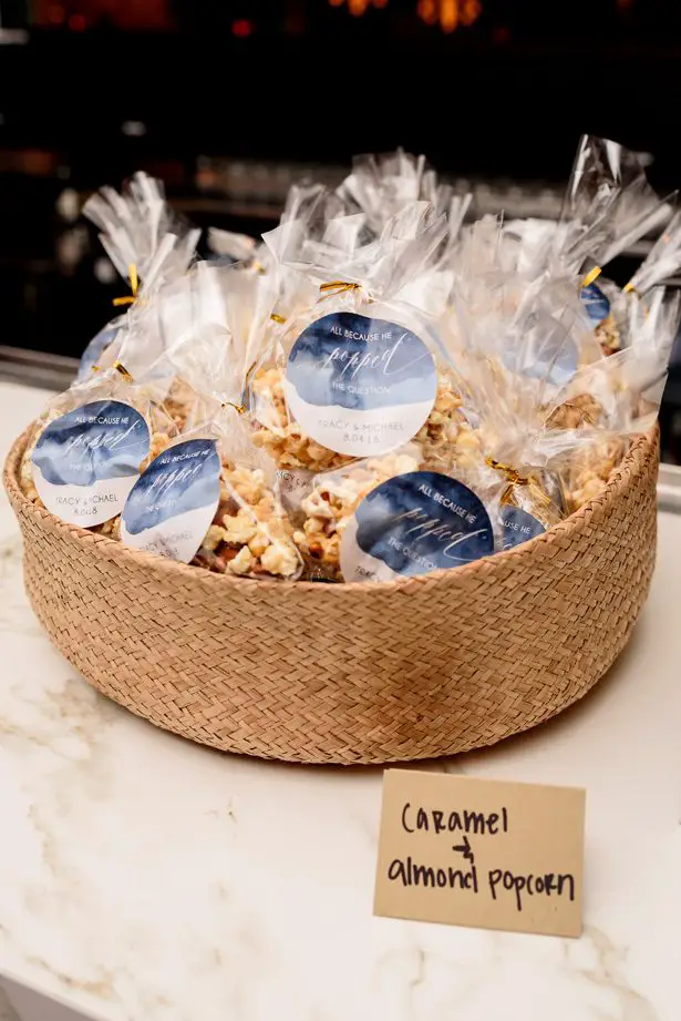 Popcorn wedding favors - Jenny DeMarco Photography