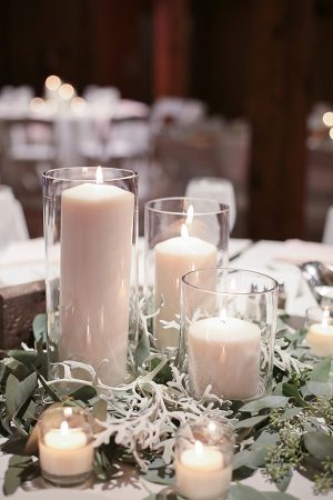 Low wedding centerpiece and table number - Soul Creations Photography
