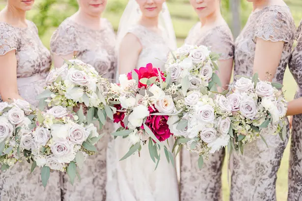 bridesmaid bouquets - Photo by Stephanie Kase Photography