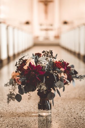 Elegant Fall Wedding bouquet with burgundy and greenery - Aileen Elizabeth Photography