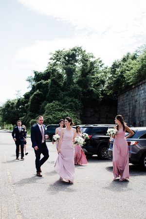 Bridal party walking to wedding ceremony - Photography: NST Pictures