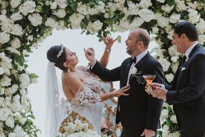 Persian wedding ceremony traditions for bride and groom - Photo: Dmitry Shumanev Production