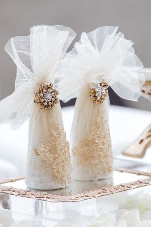 White and Gold Opulent Wedding ceremony pieces - Photo: Dmitry Shumanev Production