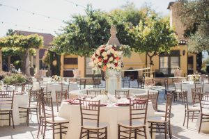 Outdoor tuscany inspired wedding reception - Sun and Sparrow Photography