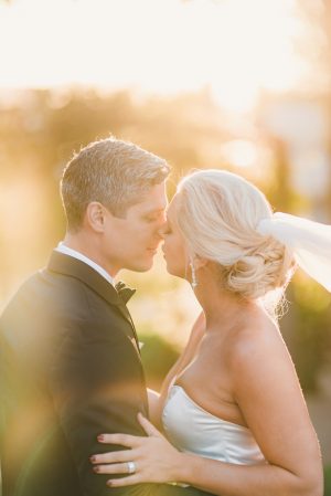 Romantic wedding photo - Sun and Sparrow Photography