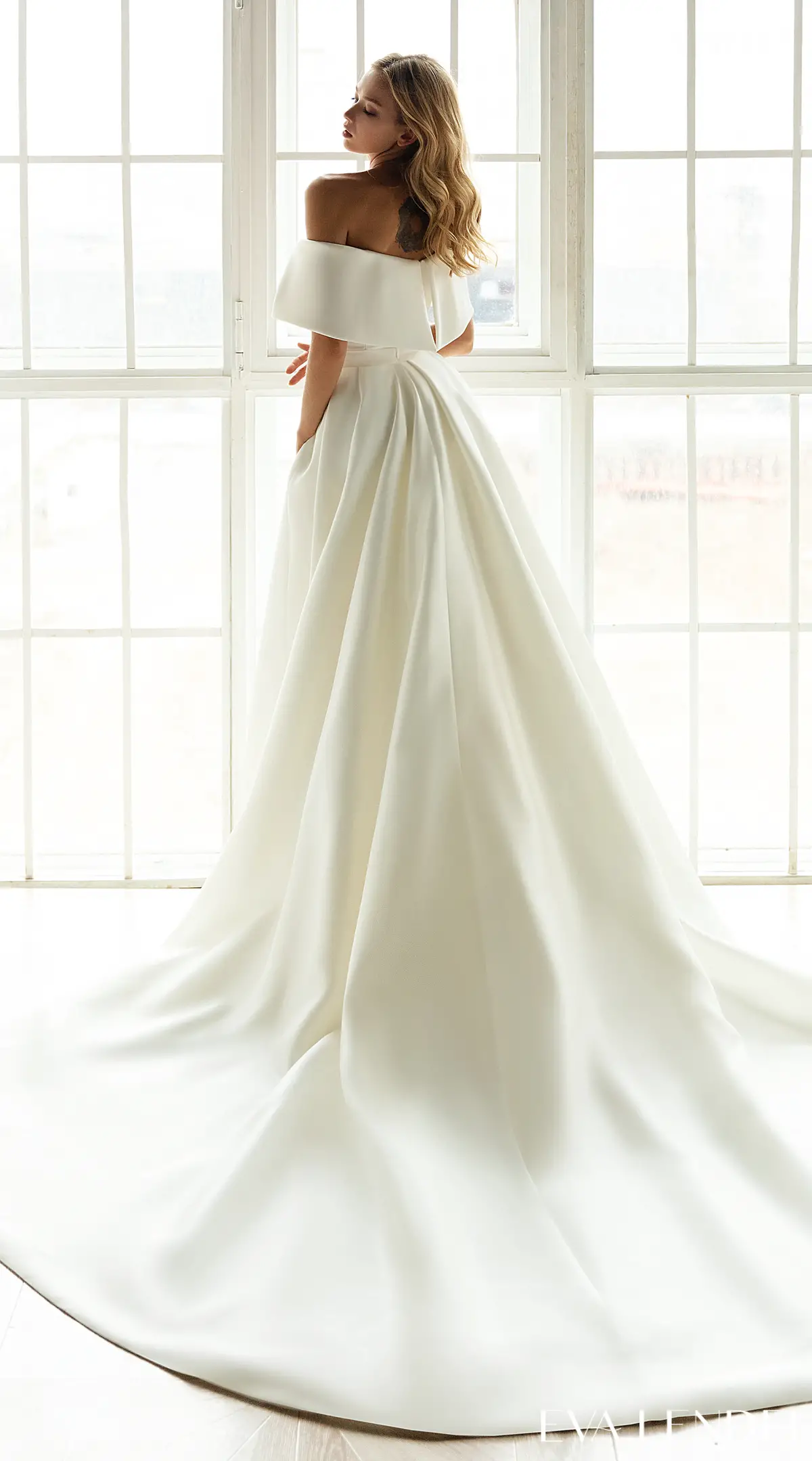 Eva Lendel Wedding Dresses 2021- Less is More Collection -Jess