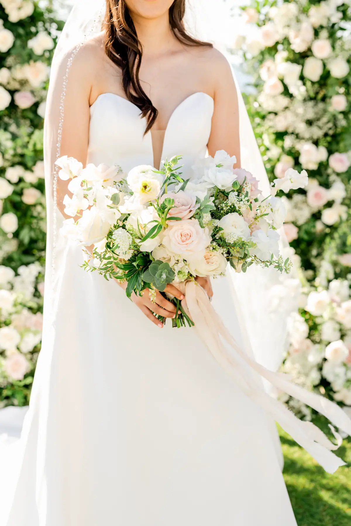 Romantic wedding bouquet - Holly Sigafoos Photo